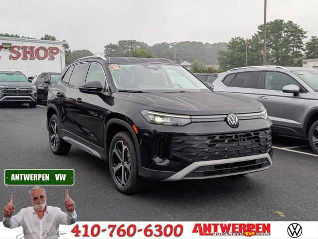 new 2025 Volkswagen Tiguan car, priced at $33,042