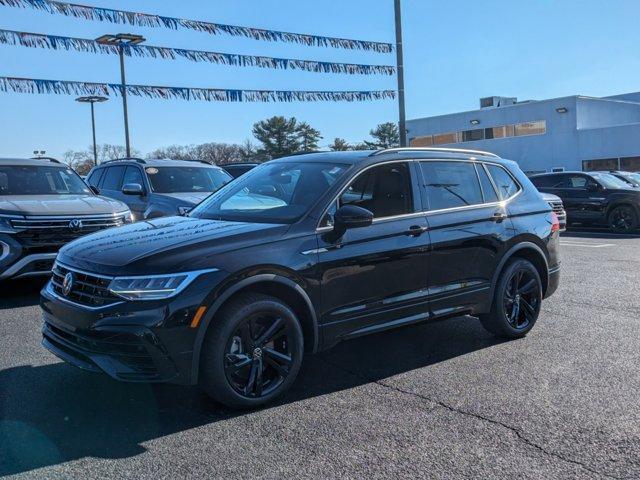 new 2024 Volkswagen Tiguan car, priced at $35,813