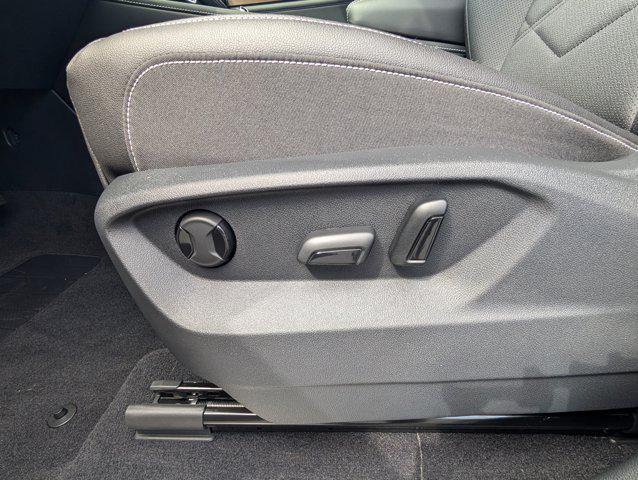 new 2026 Volkswagen Atlas car, priced at $43,070