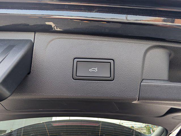 new 2026 Volkswagen Atlas car, priced at $43,070