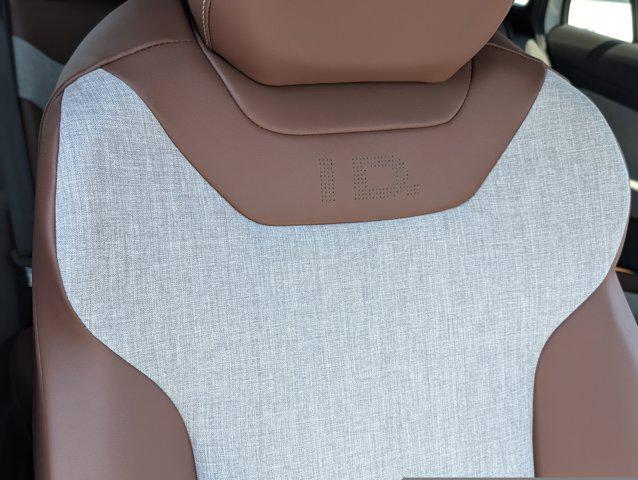 new 2025 Volkswagen ID.4 car, priced at $46,161