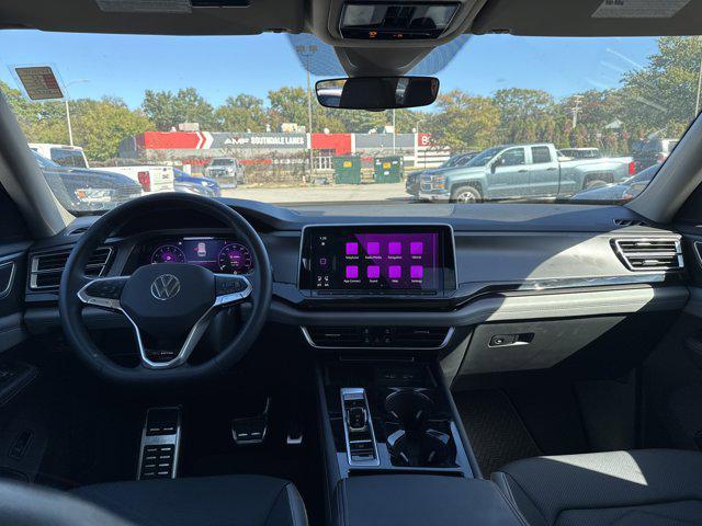 used 2025 Volkswagen Atlas car, priced at $40,290
