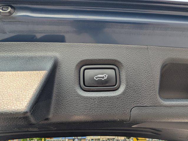 used 2023 Hyundai Santa Fe car, priced at $27,500