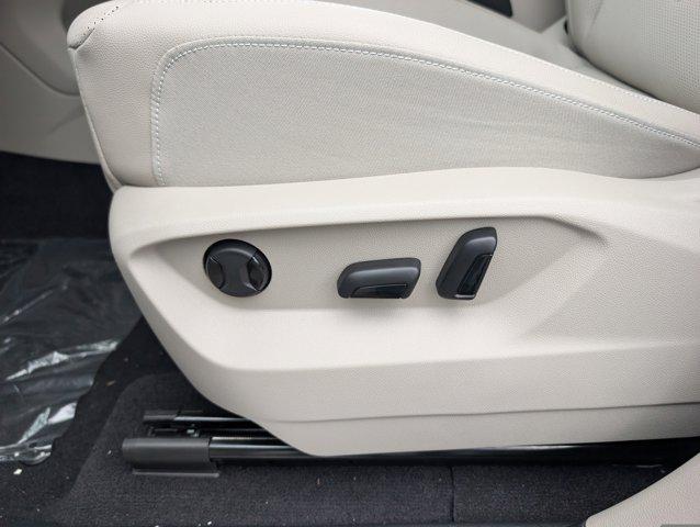 new 2026 Volkswagen Atlas car, priced at $45,118