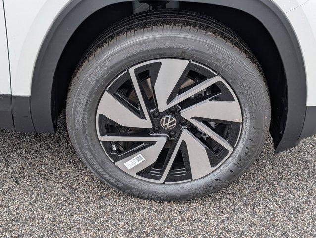 new 2026 Volkswagen Atlas car, priced at $45,118