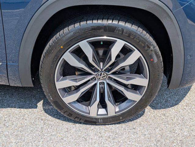used 2022 Volkswagen Atlas car, priced at $34,000