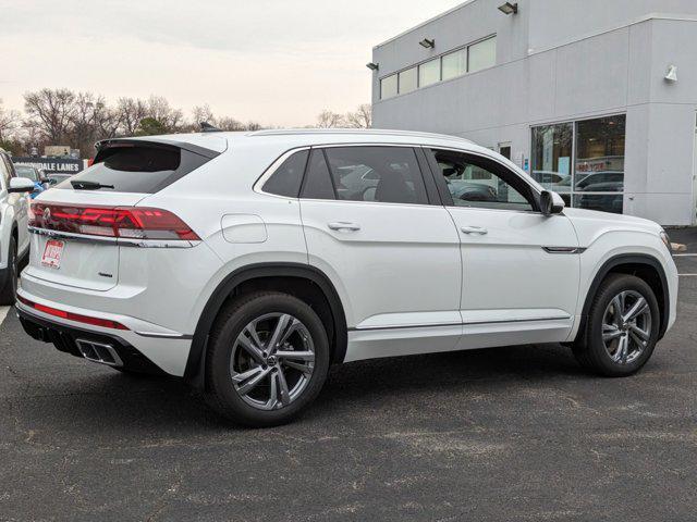 new 2024 Volkswagen Atlas Cross Sport car, priced at $45,371