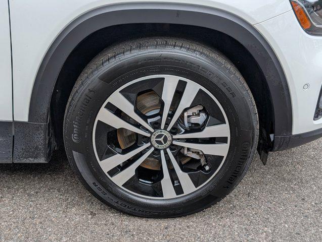 used 2024 Mercedes-Benz GLB 250 car, priced at $37,210