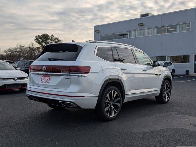 new 2025 Volkswagen Atlas car, priced at $54,421