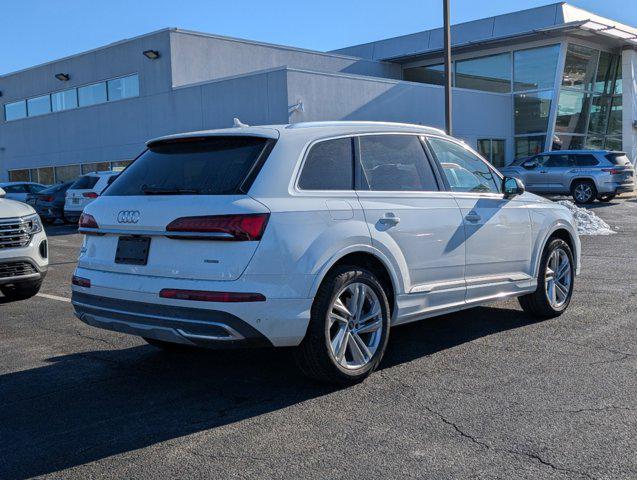 used 2023 Audi Q7 car, priced at $40,118