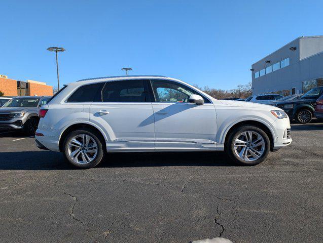 used 2023 Audi Q7 car, priced at $40,118