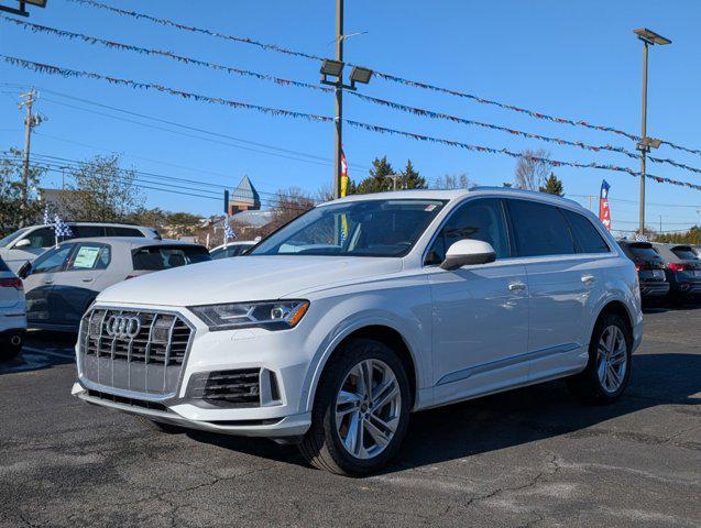 used 2023 Audi Q7 car, priced at $40,118