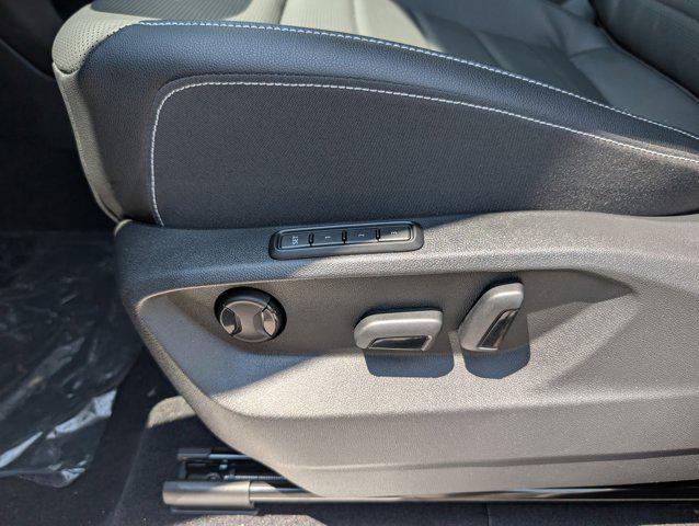 new 2025 Volkswagen Atlas car, priced at $50,131
