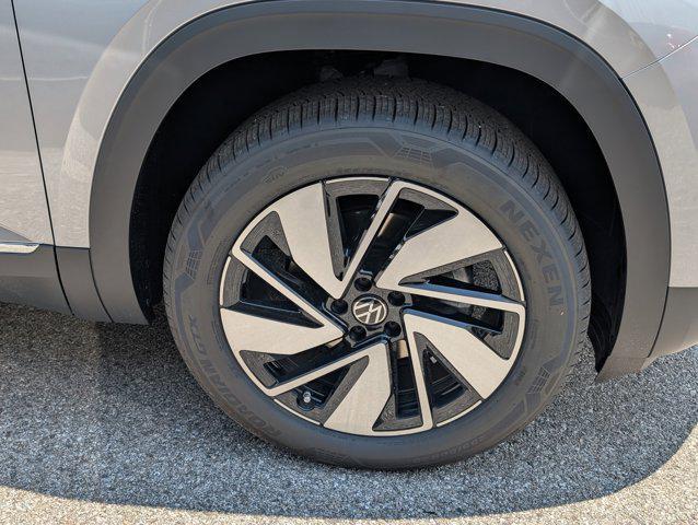new 2025 Volkswagen Atlas car, priced at $50,131