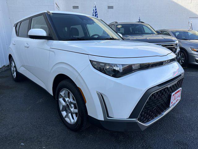 used 2023 Kia Soul car, priced at $14,700