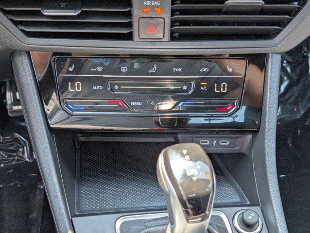 new 2025 Volkswagen Jetta car, priced at $23,638