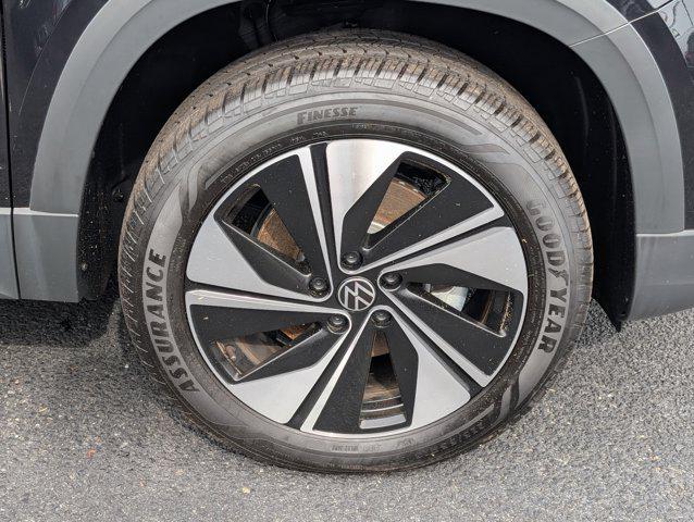 used 2024 Volkswagen Taos car, priced at $22,222