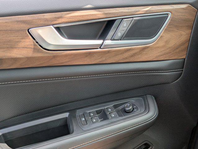 new 2026 Volkswagen Atlas car, priced at $45,279