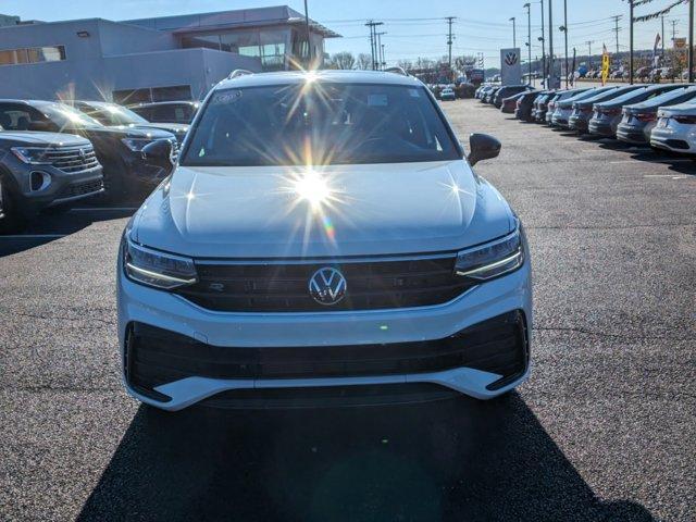 new 2024 Volkswagen Tiguan car, priced at $35,692