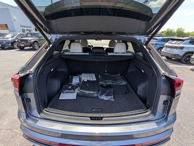 new 2025 Volkswagen Atlas Cross Sport car, priced at $50,527