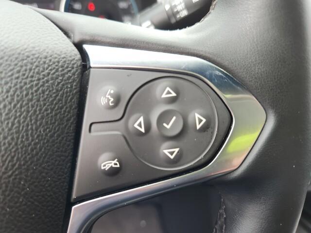 used 2023 Chevrolet Traverse car, priced at $14,450