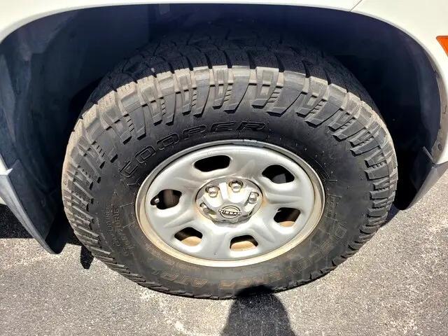 used 2022 Nissan Frontier car, priced at $14,425