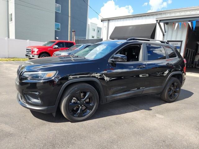 used 2020 Jeep Cherokee car, priced at $7,425