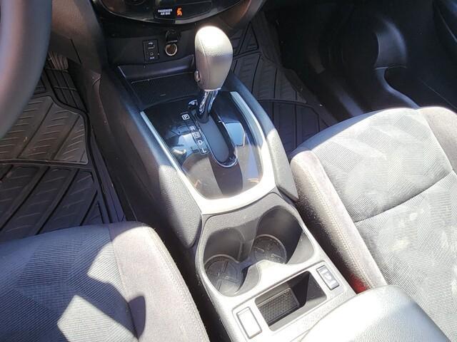 used 2016 Nissan Rogue car