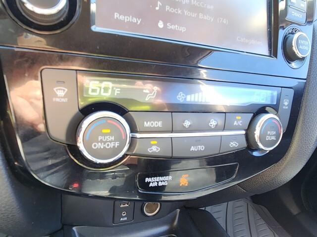 used 2016 Nissan Rogue car