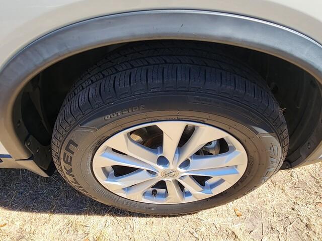 used 2016 Nissan Rogue car