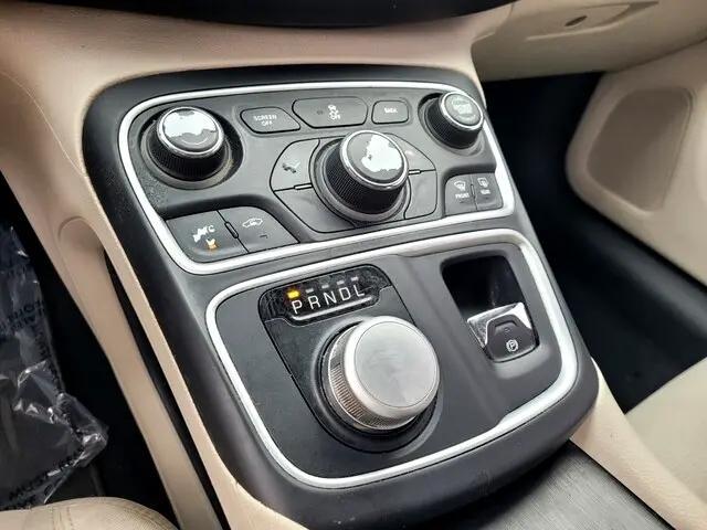 used 2016 Chrysler 200 car, priced at $3,850