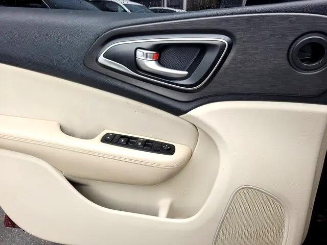 used 2016 Chrysler 200 car, priced at $3,850