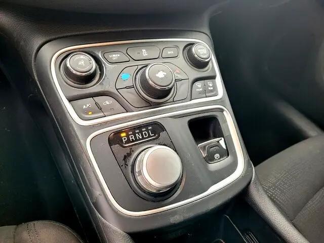 used 2016 Chrysler 200 car, priced at $3,950