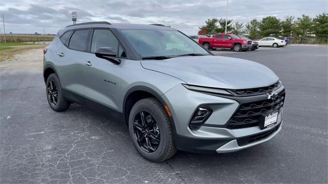 new 2025 Chevrolet Blazer car, priced at $36,902