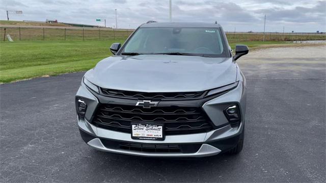 new 2025 Chevrolet Blazer car, priced at $36,902