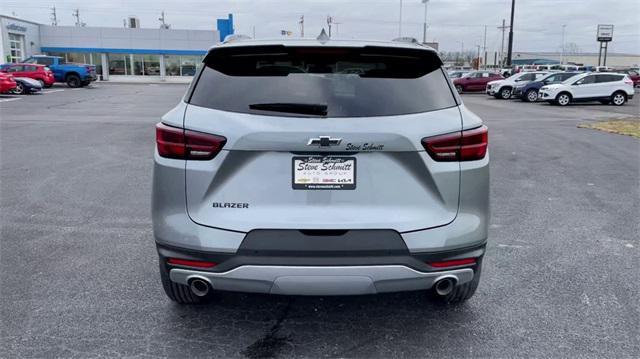 new 2025 Chevrolet Blazer car, priced at $36,902