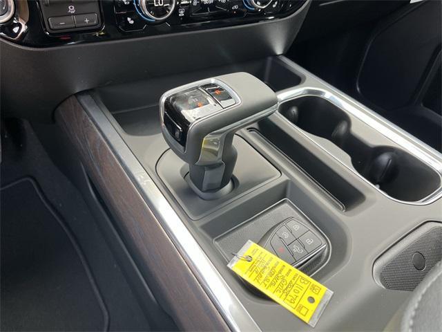 new 2025 GMC Sierra 1500 car, priced at $53,997