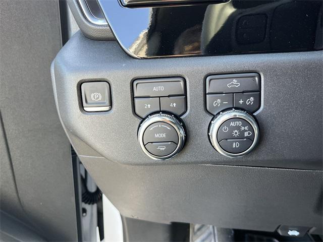 new 2025 GMC Sierra 1500 car, priced at $47,990