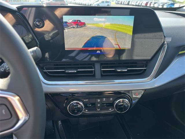 new 2025 Chevrolet Trax car, priced at $25,910