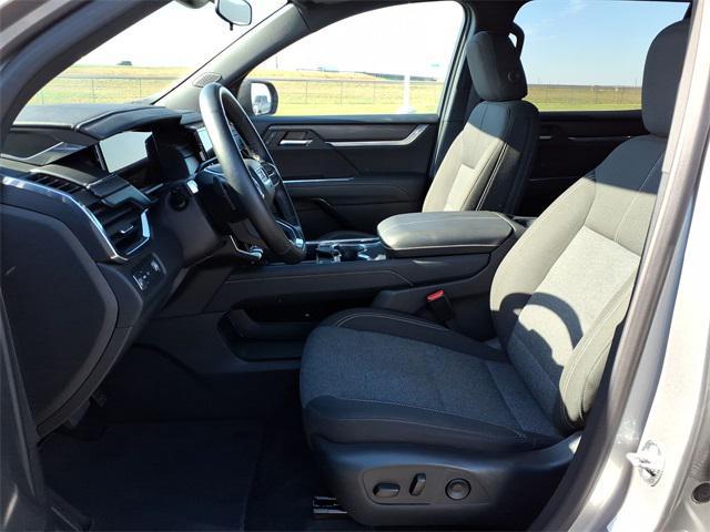 used 2025 GMC Acadia car, priced at $33,995