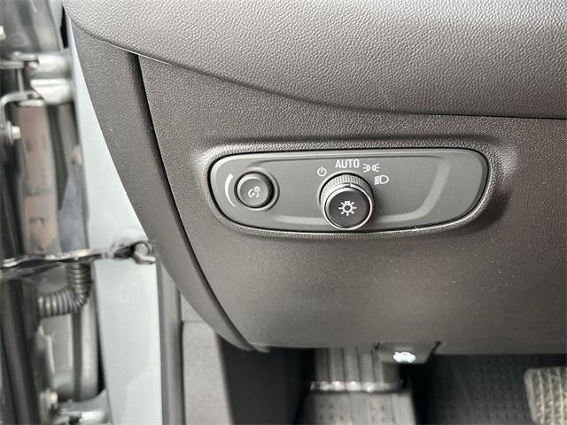 used 2023 Chevrolet Equinox car, priced at $24,290