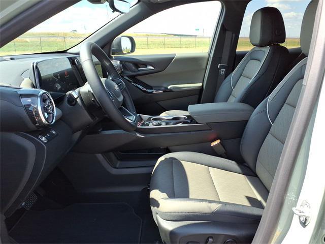 new 2026 Chevrolet Equinox car, priced at $32,485