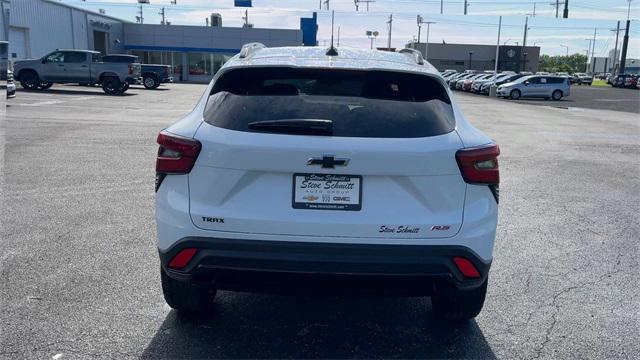 new 2025 Chevrolet Trax car, priced at $27,115