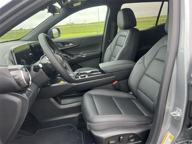 new 2026 Chevrolet Equinox car, priced at $31,692