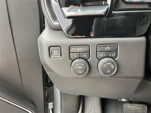 new 2025 Chevrolet Silverado 1500 car, priced at $49,390