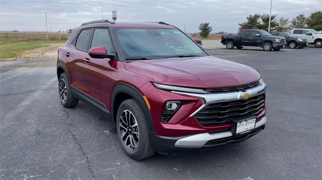 new 2025 Chevrolet TrailBlazer car, priced at $26,710