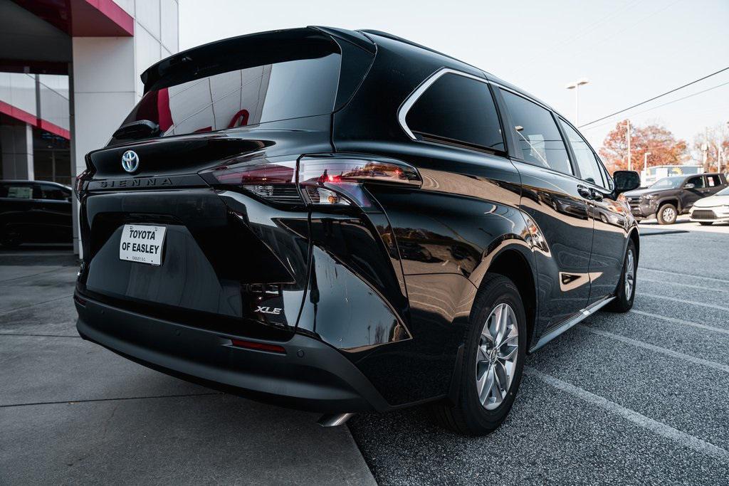 new 2025 Toyota Sienna car, priced at $47,857