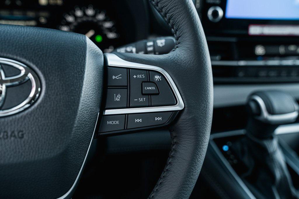 new 2025 Toyota Sienna car, priced at $48,799