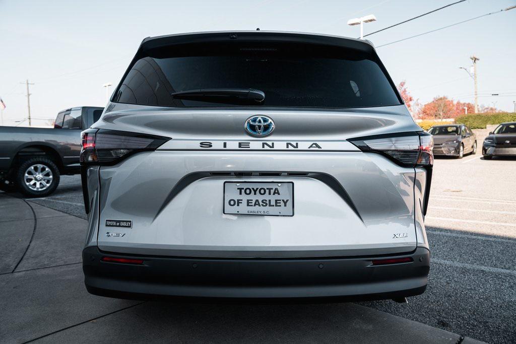 new 2025 Toyota Sienna car, priced at $48,799