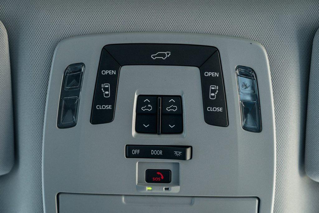 new 2025 Toyota Sienna car, priced at $48,799